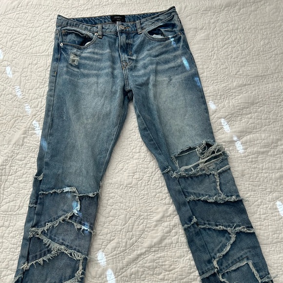 Distressed patchwork slim jeans size 30 - Picture 2 of 4